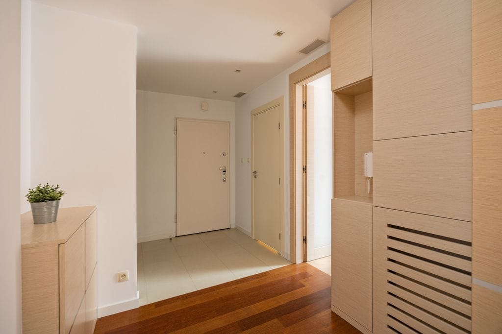 Mieszkanie 4 pokojowe na Sprzedaż