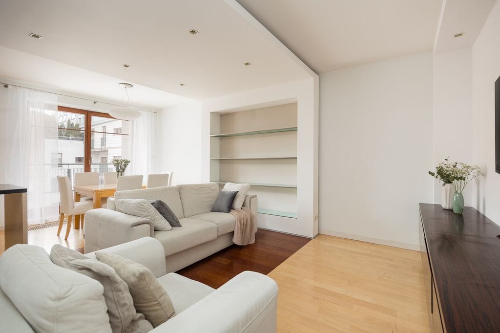 Mieszkanie 4 pokojowe na Sprzedaż