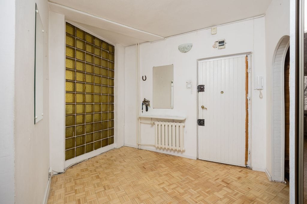 Mieszkanie 4 pokojowe na Sprzedaż