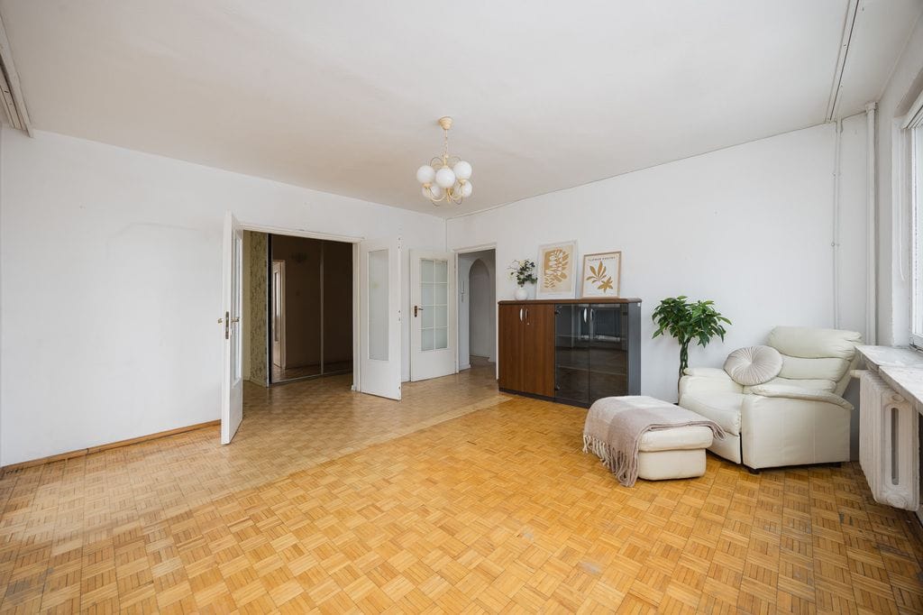 Mieszkanie 4 pokojowe na Sprzedaż