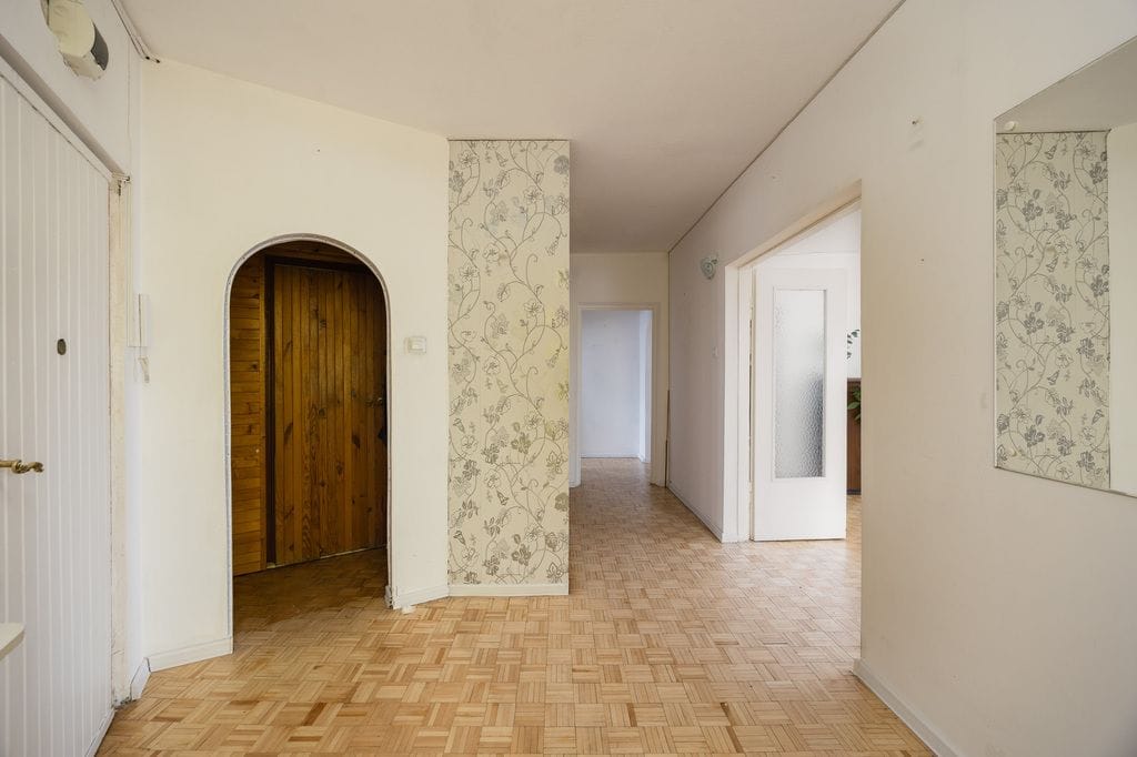 Mieszkanie 4 pokojowe na Sprzedaż