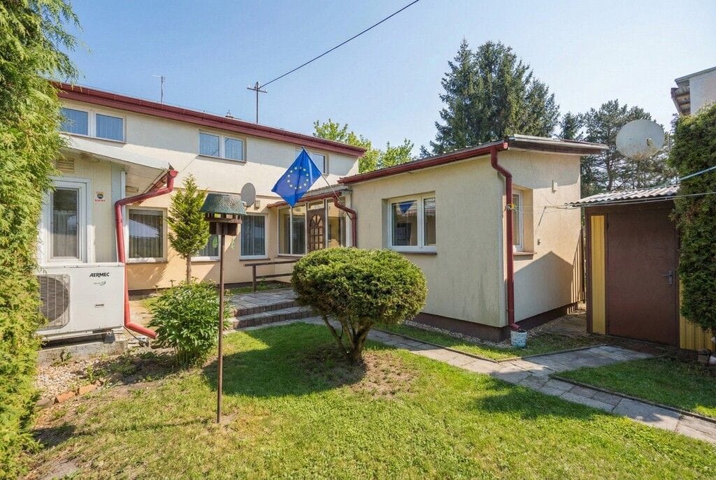 Dom 4 pokojowe na Sprzedaż