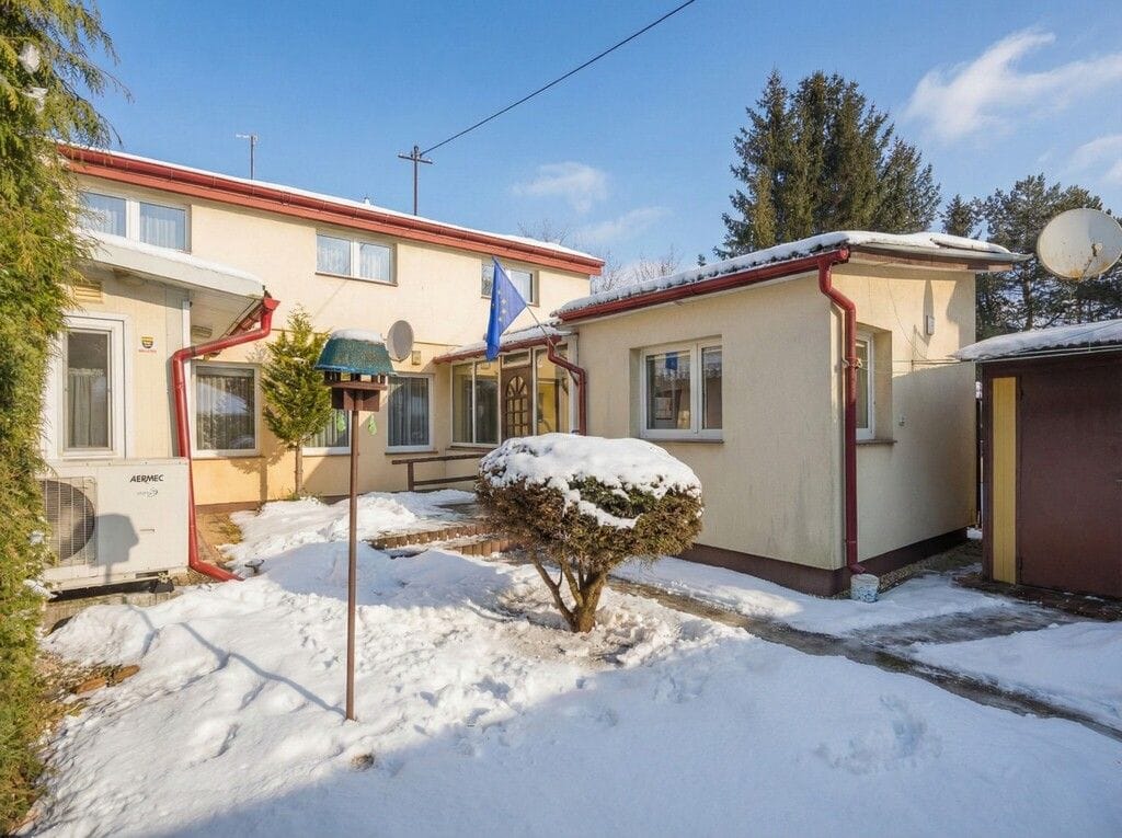 Dom 4 pokojowe na Sprzedaż