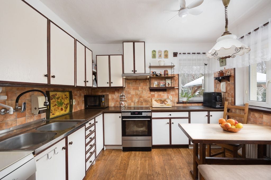 Dom 4 pokojowe na Sprzedaż