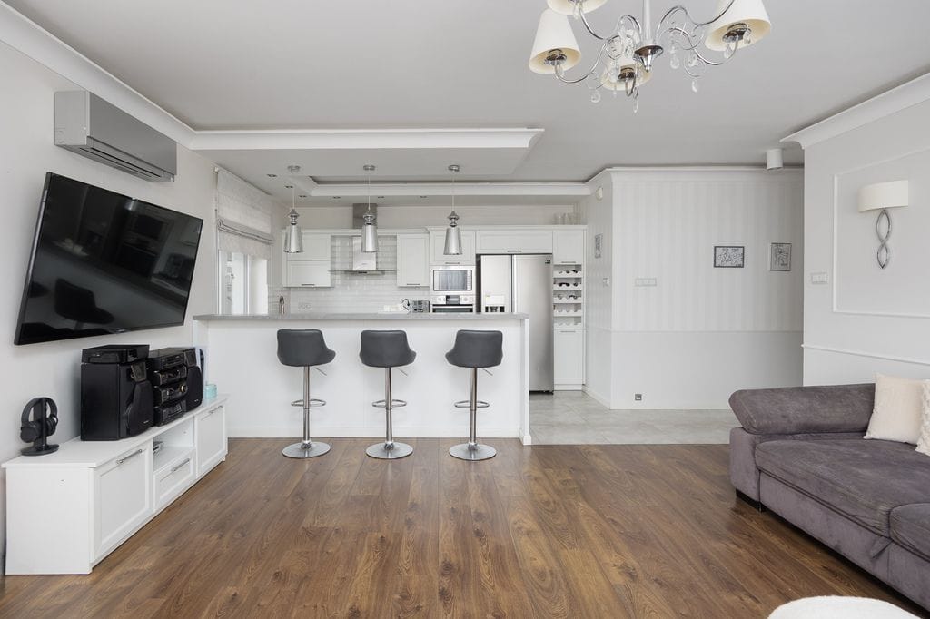 Mieszkanie 4 pokojowe na Sprzedaż