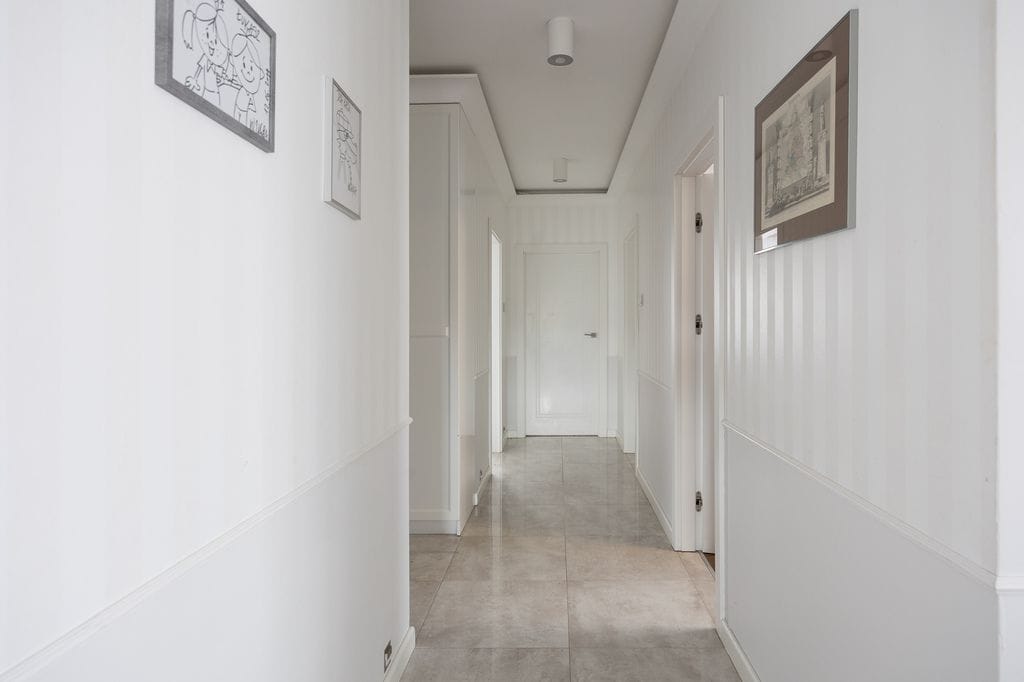 Mieszkanie 4 pokojowe na Sprzedaż