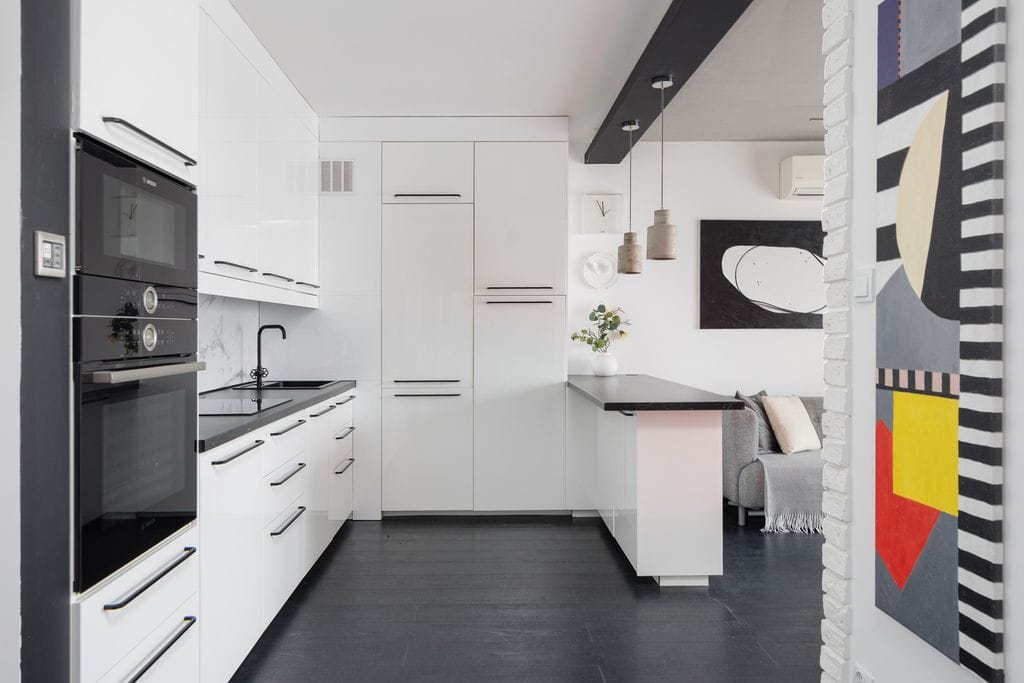 Mieszkanie 3 pokojowe na Sprzedaż