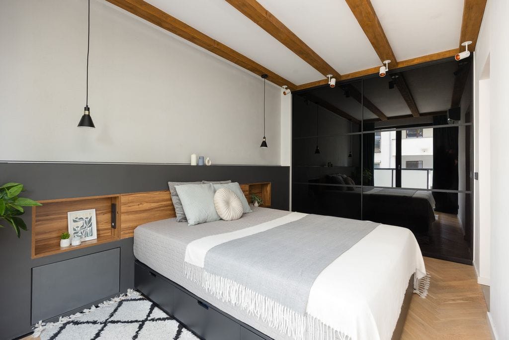 Mieszkanie 4 pokojowe na Sprzedaż