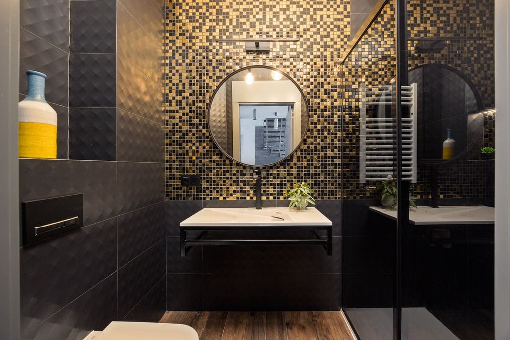 Mieszkanie 6 pokojowe na Sprzedaż