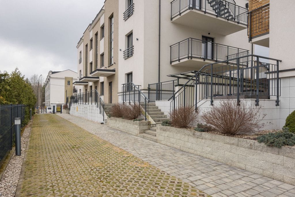 Mieszkanie 6 pokojowe na Sprzedaż