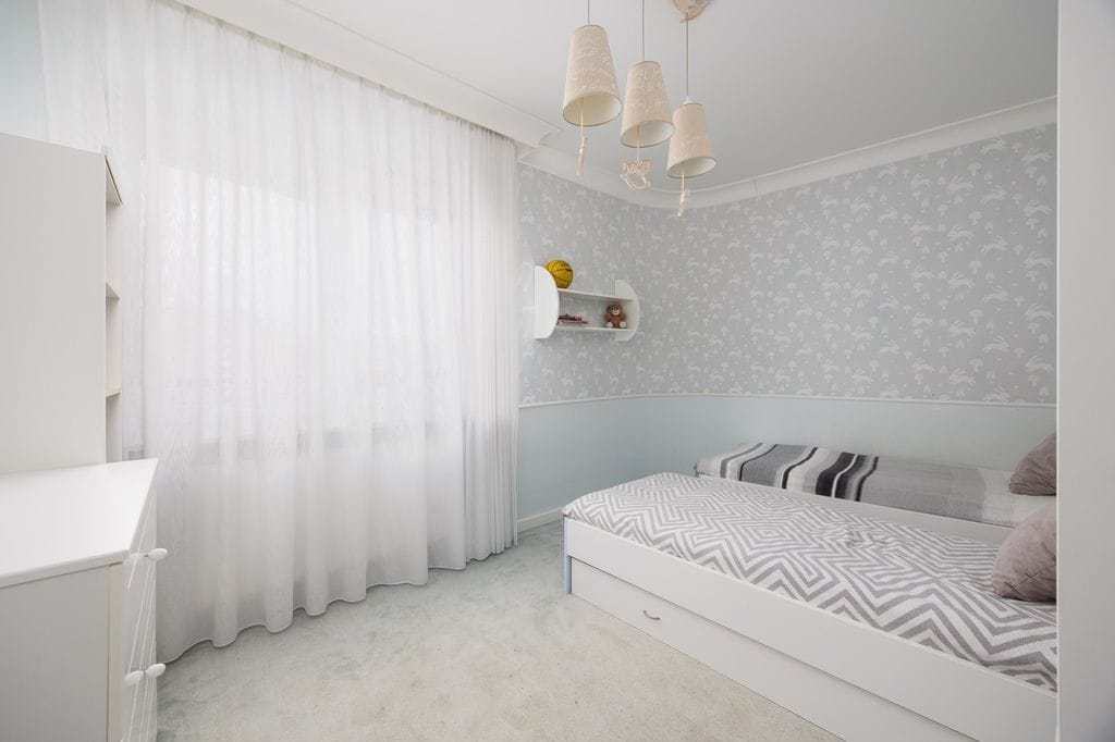 Mieszkanie 4 pokojowe na Sprzedaż