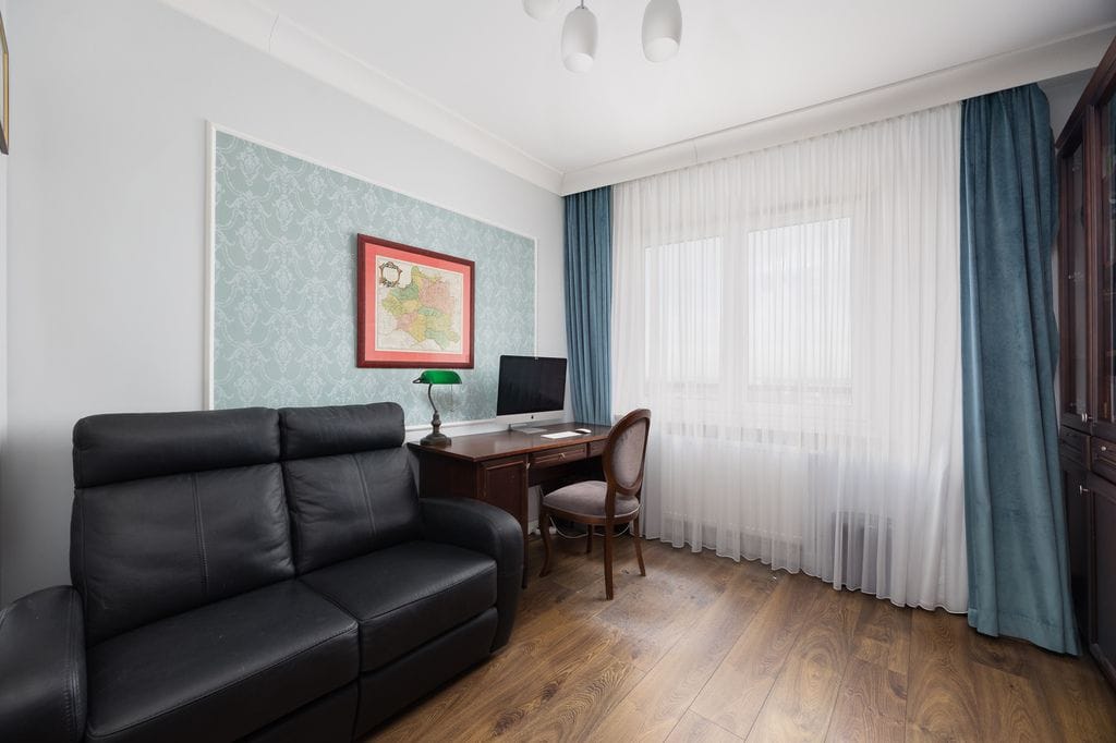 Mieszkanie 4 pokojowe na Sprzedaż