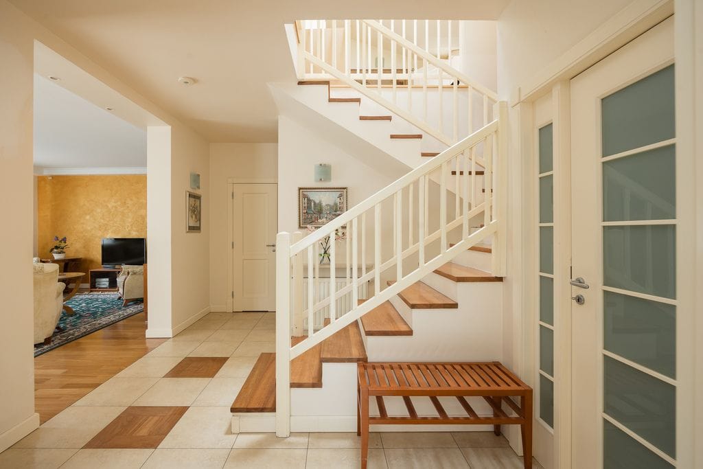 Dom 4 pokojowe na Sprzedaż