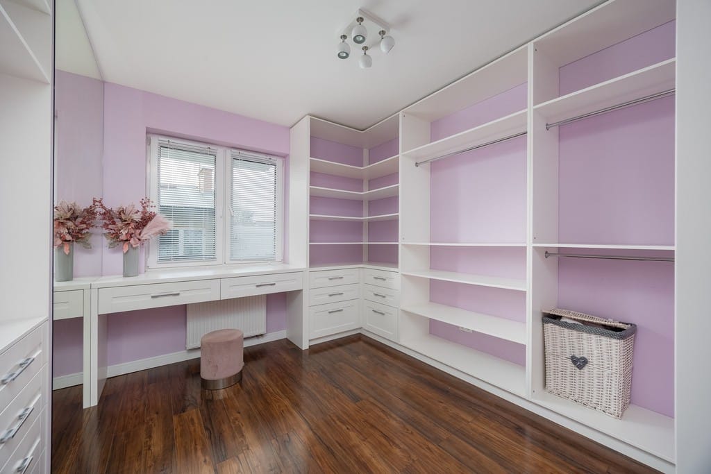 Mieszkanie 6 pokojowe na Sprzedaż