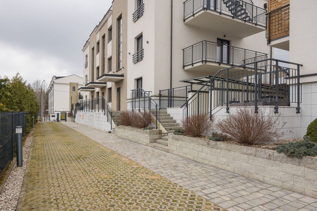 Mieszkanie 6 pokojowe na Sprzedaż