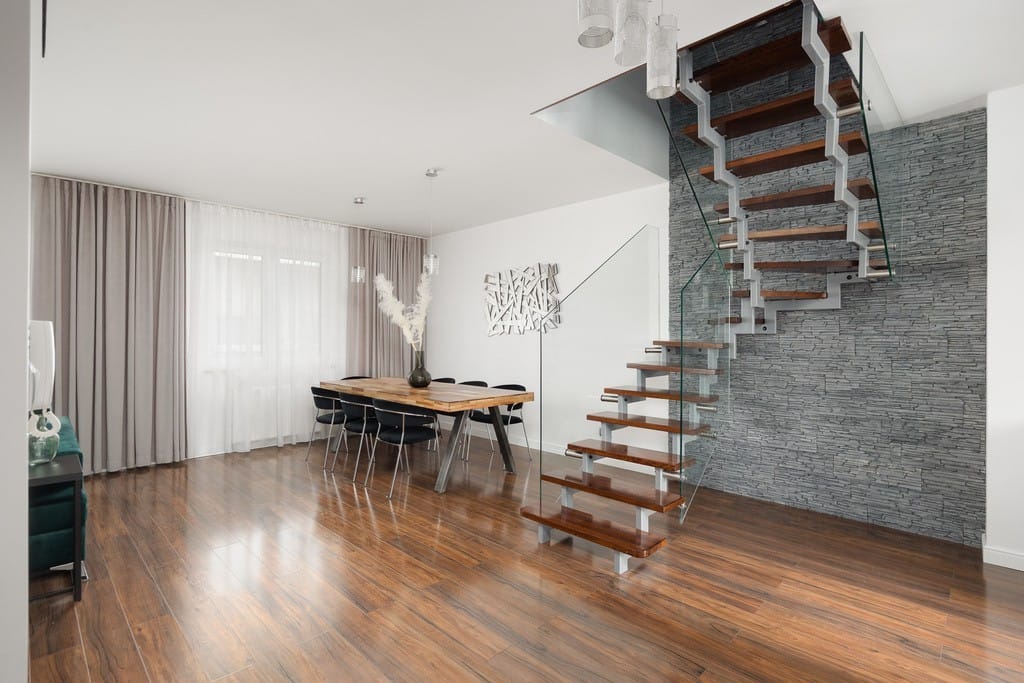 Mieszkanie 6 pokojowe na Sprzedaż