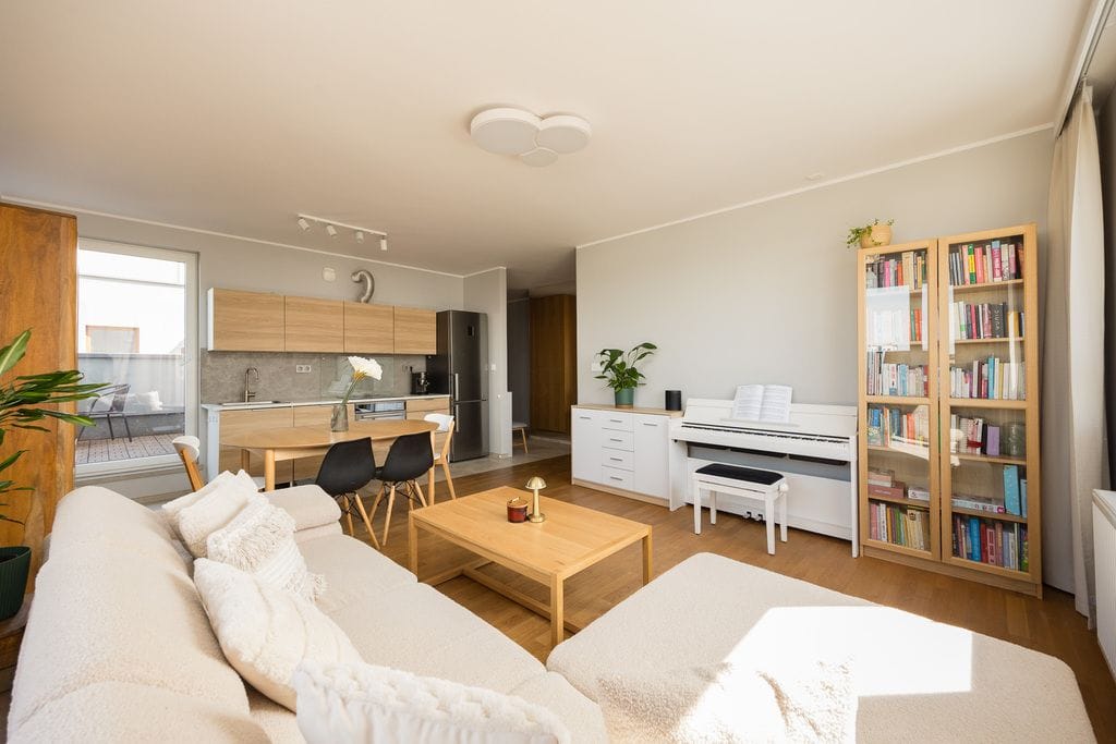 Mieszkanie 4 pokojowe na Sprzedaż