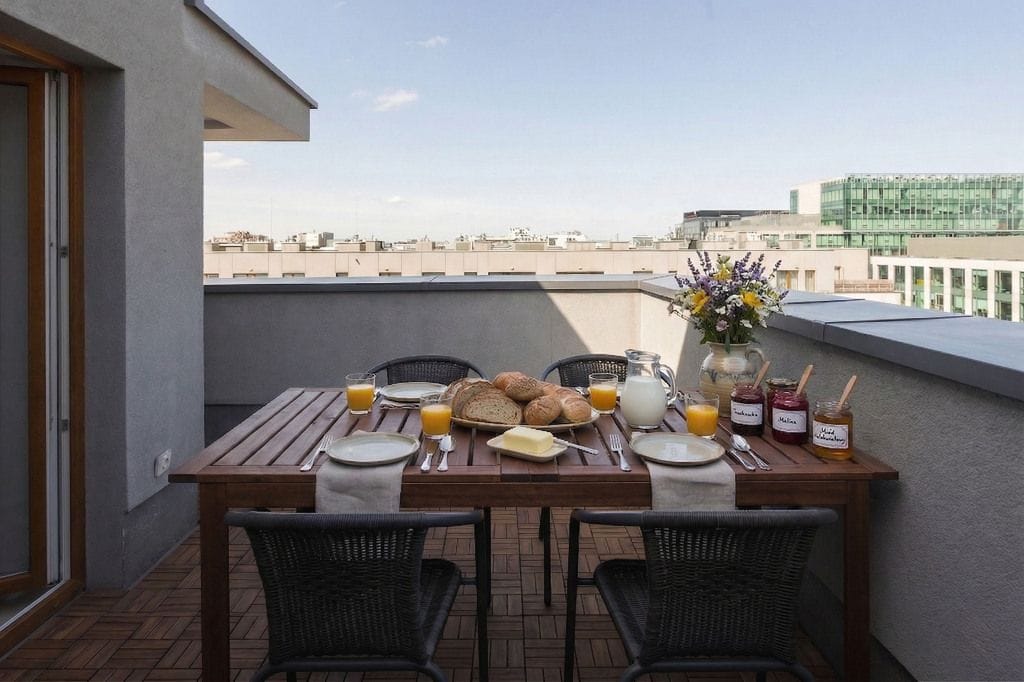 Mieszkanie 4 pokojowe na Sprzedaż