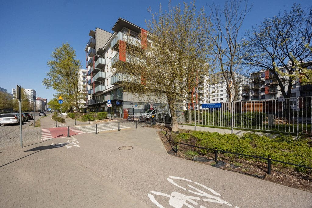 Mieszkanie 4 pokojowe na Sprzedaż