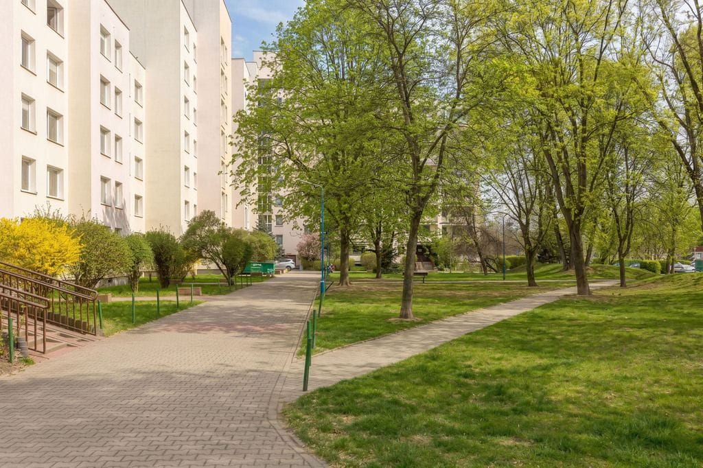 Mieszkanie 3 pokojowe na Sprzedaż