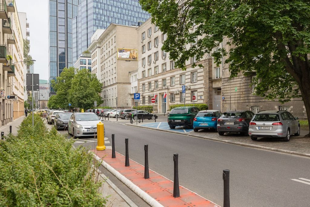 Lokal użytkowy  pokojowe na Wynajem