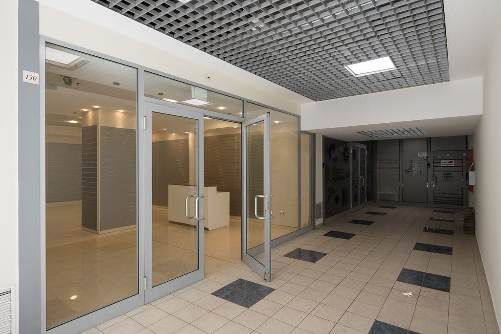 Lokal użytkowy  pokojowe na Sprzedaż