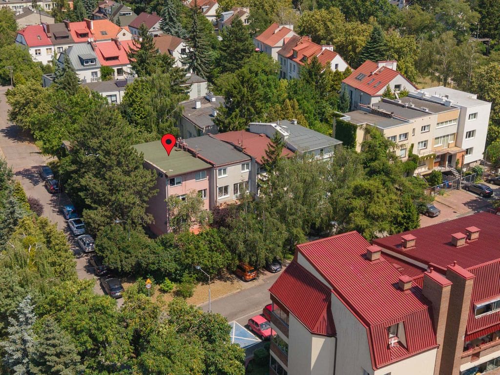 Dom 8 pokojowe na Sprzedaż