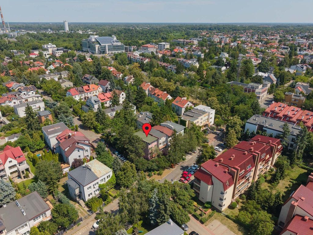 Dom 8 pokojowe na Sprzedaż