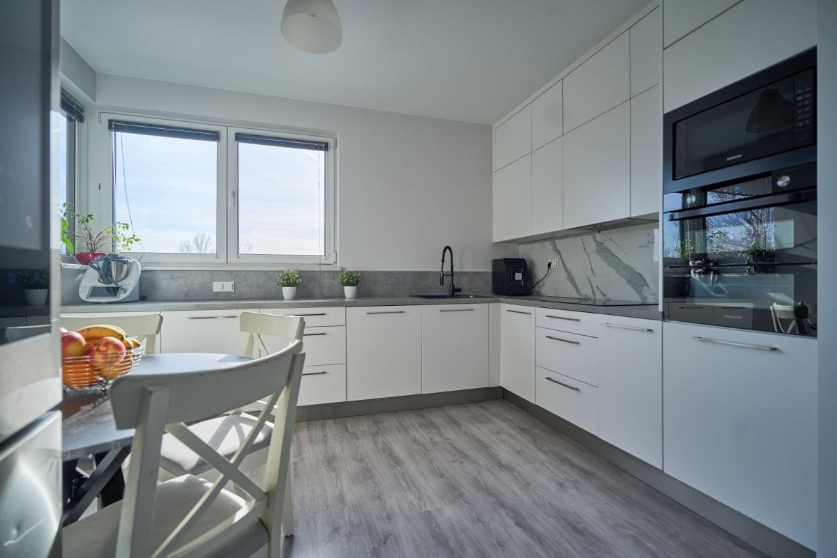 Mieszkanie 4 pokojowe na Sprzedaż