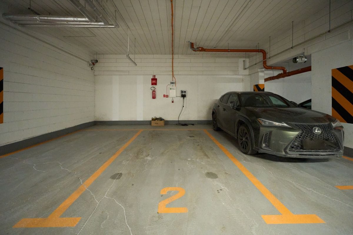 Mieszkanie 4 pokojowe na Sprzedaż