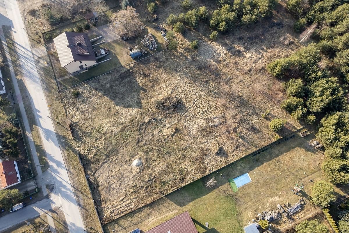 Działka  pokojowe na Sprzedaż