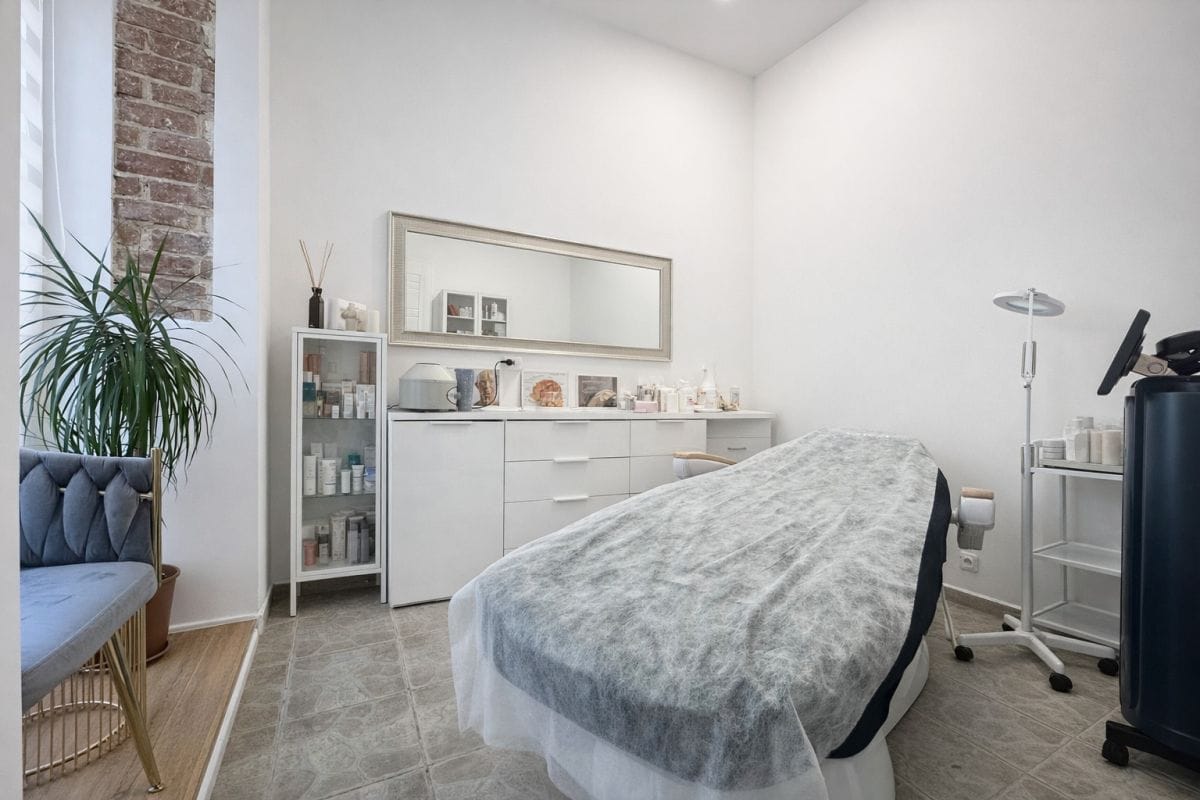 Lokal użytkowy  pokojowe na Wynajem