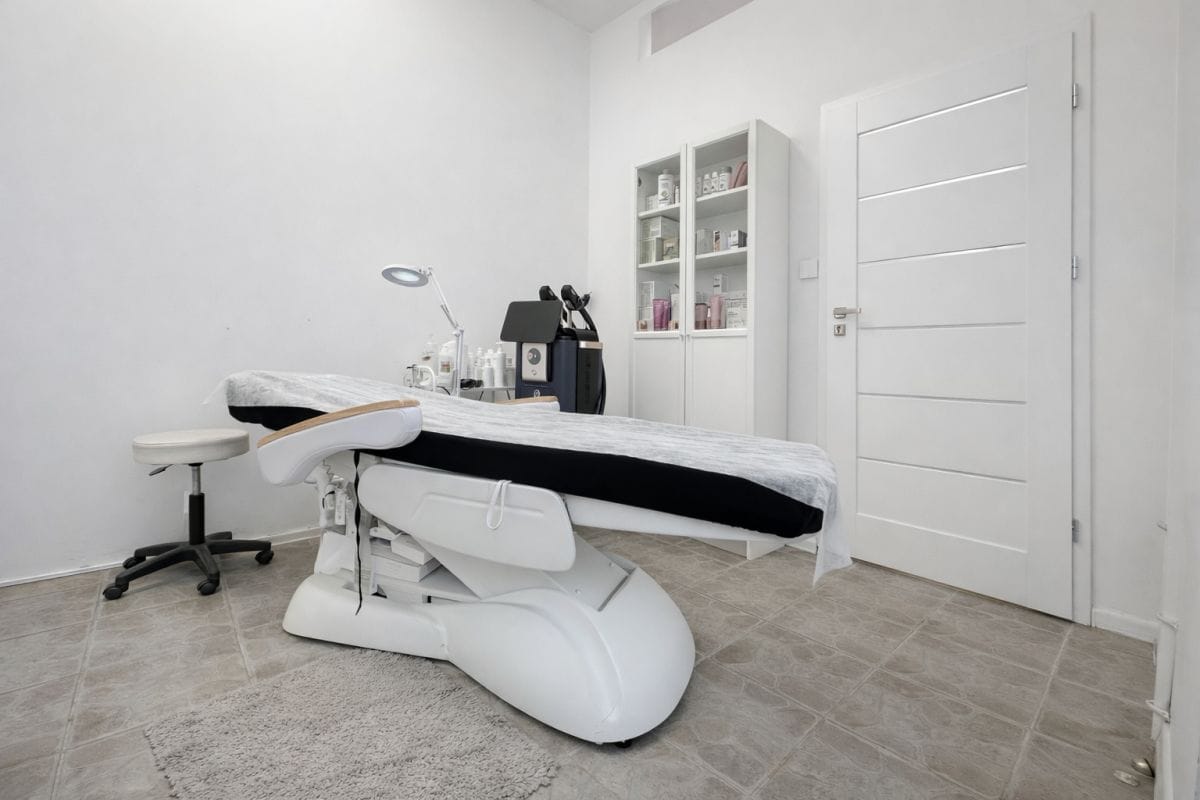 Lokal użytkowy  pokojowe na Wynajem