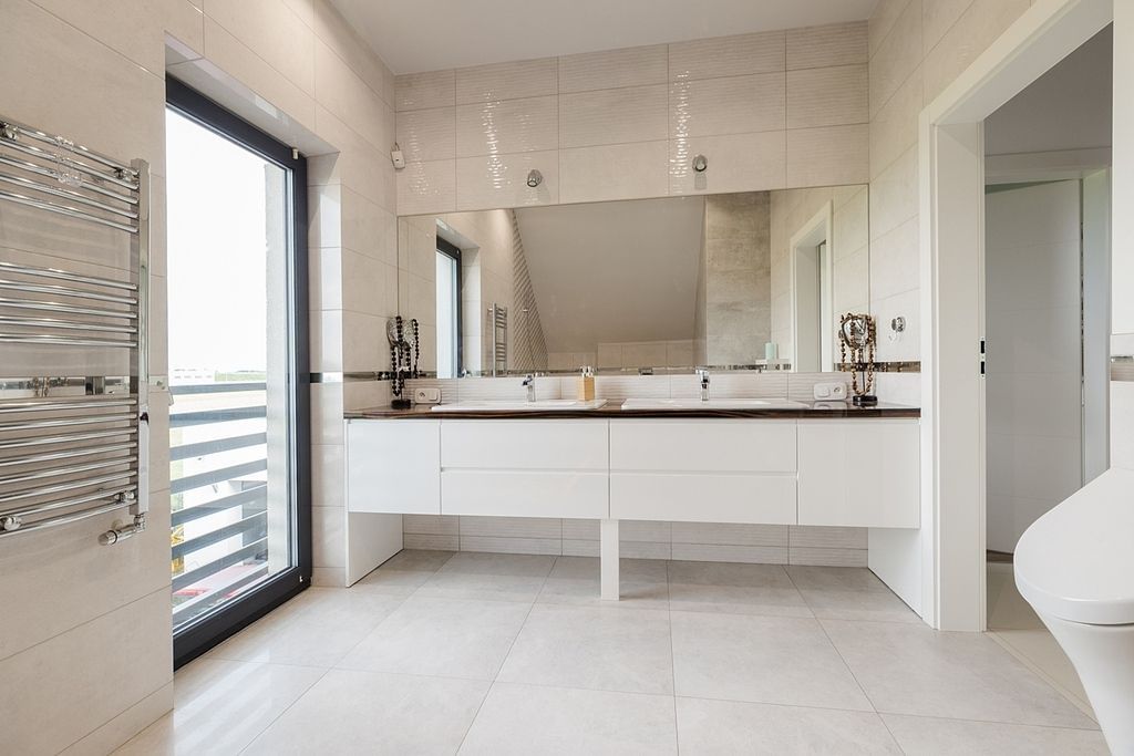 Dom 5 pokojowe na Sprzedaż