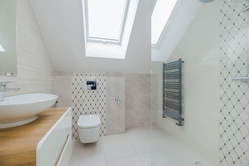 Dom 5 pokojowe na Sprzedaż