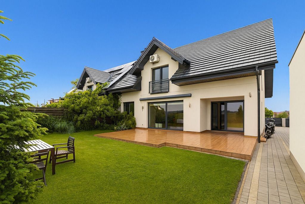 Dom 5 pokojowe na Sprzedaż