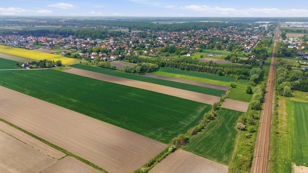 Działka  pokojowe na Sprzedaż