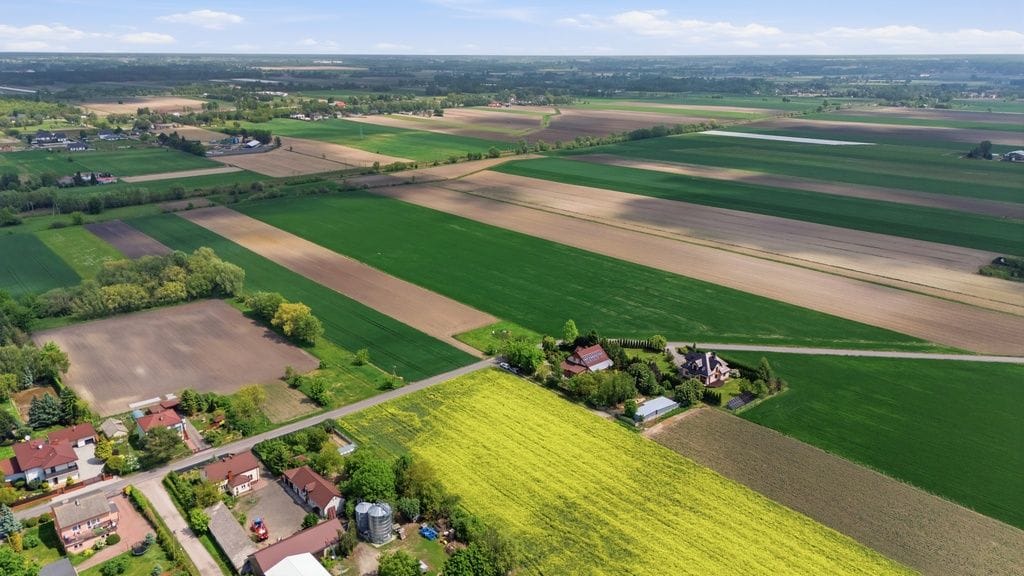 Działka  pokojowe na Sprzedaż