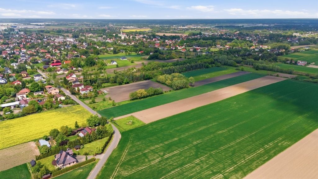 Działka  pokojowe na Sprzedaż