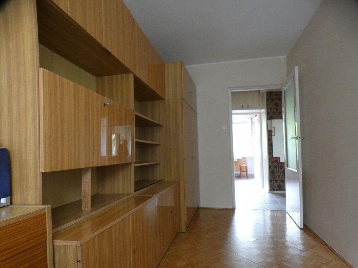 Mieszkanie 4 pokojowe na Sprzedaż