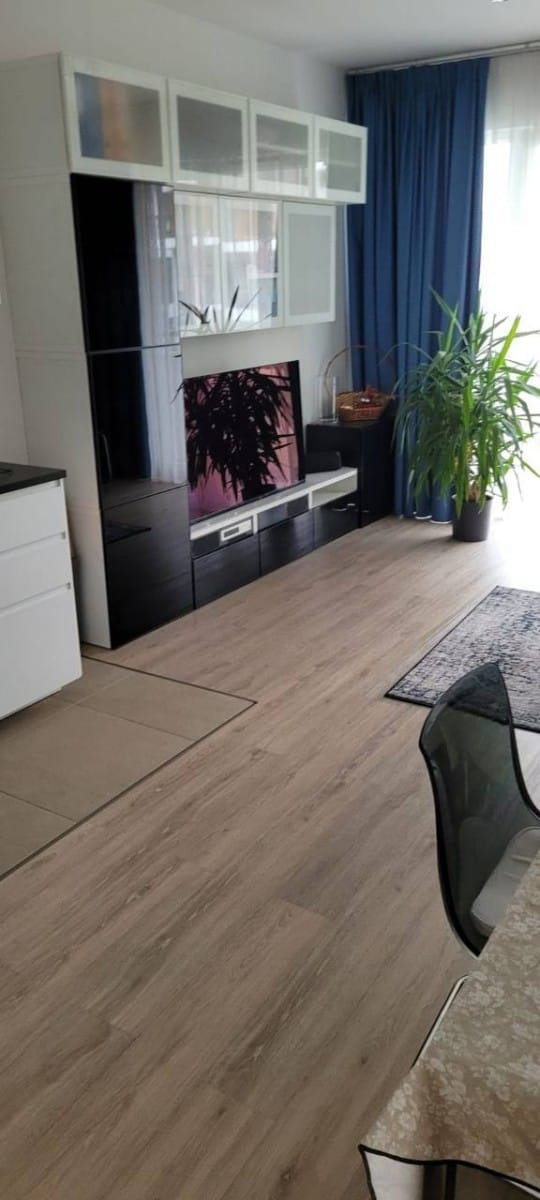 Mieszkanie 4 pokojowe na Wynajem