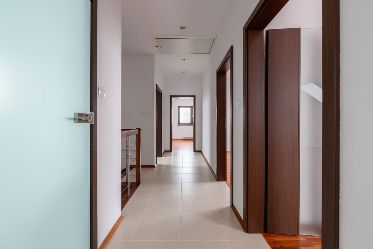 Dom 6 pokojowe na Sprzedaż