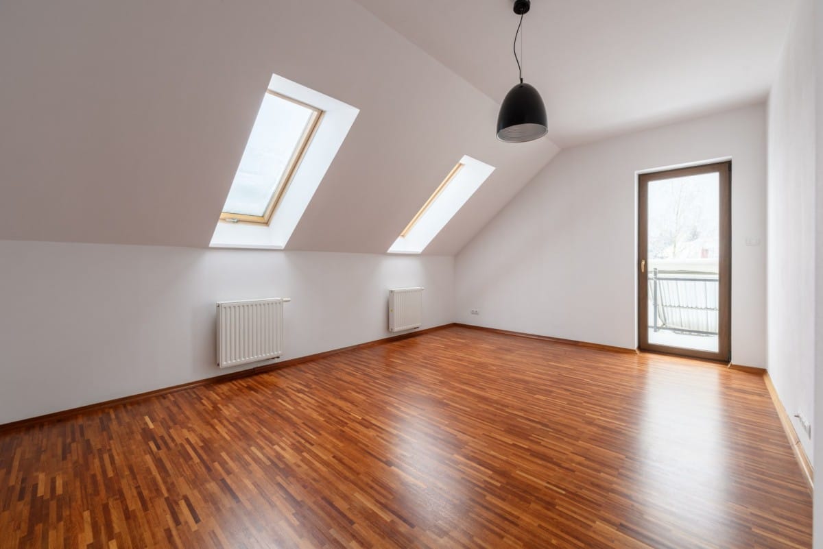 Dom 6 pokojowe na Sprzedaż