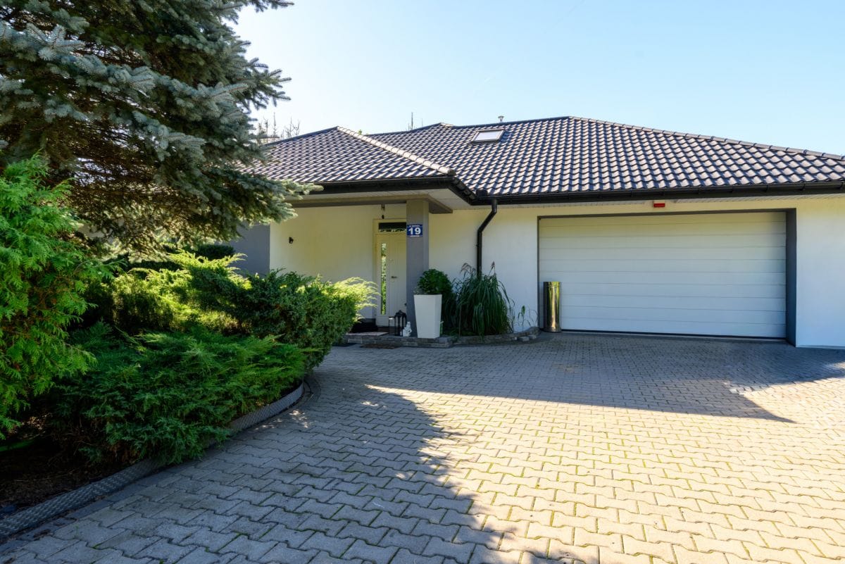 Dom 4 pokojowe na Sprzedaż