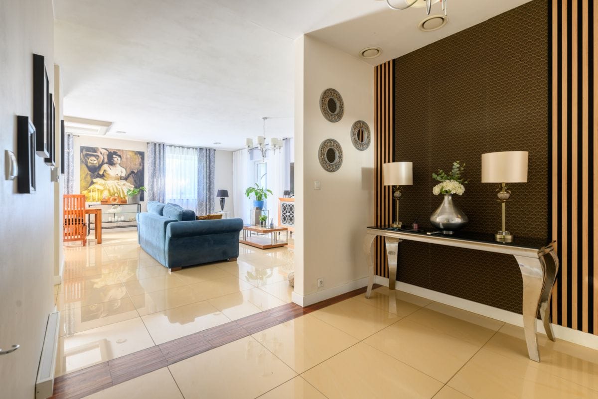 Dom 4 pokojowe na Sprzedaż