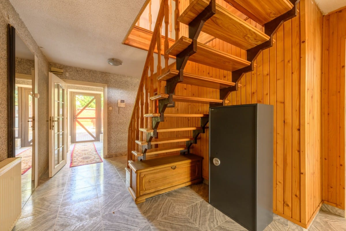 Dom 5 pokojowe na Sprzedaż