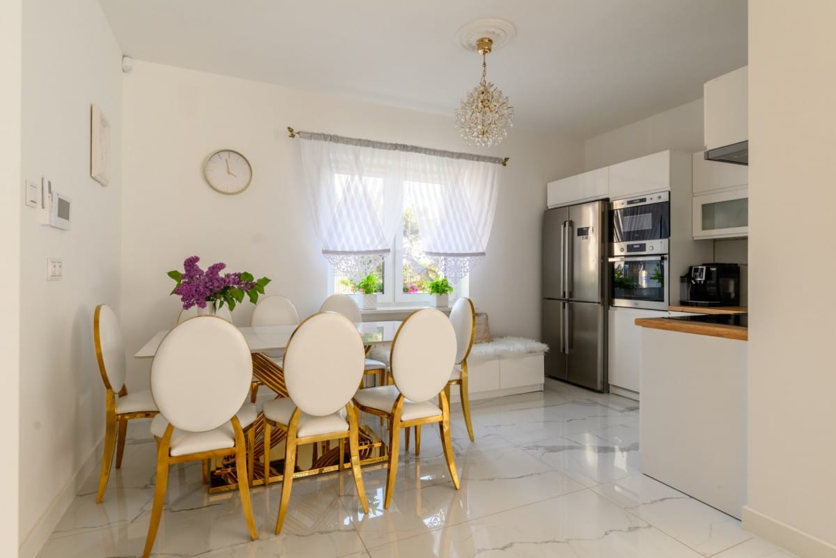 Dom 5 pokojowe na Sprzedaż