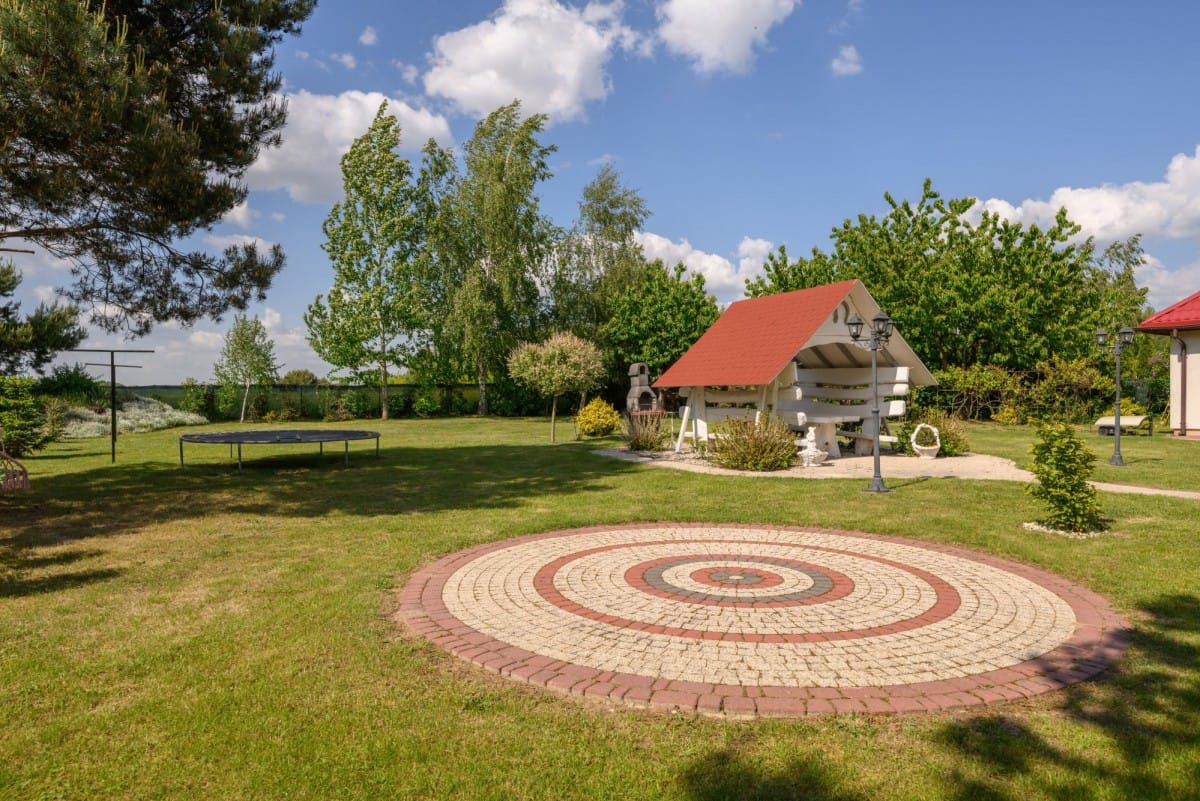 Dom 5 pokojowe na Sprzedaż