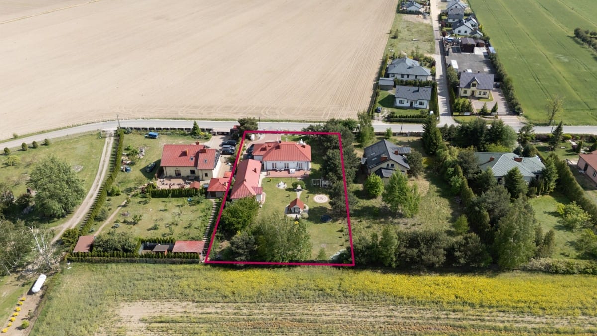 Dom 5 pokojowe na Sprzedaż