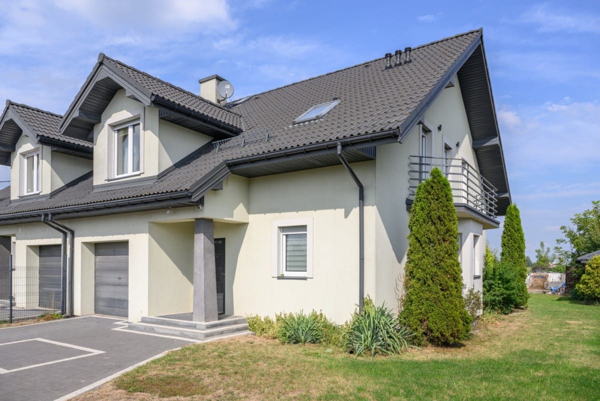 Dom 5 pokojowe na Sprzedaż